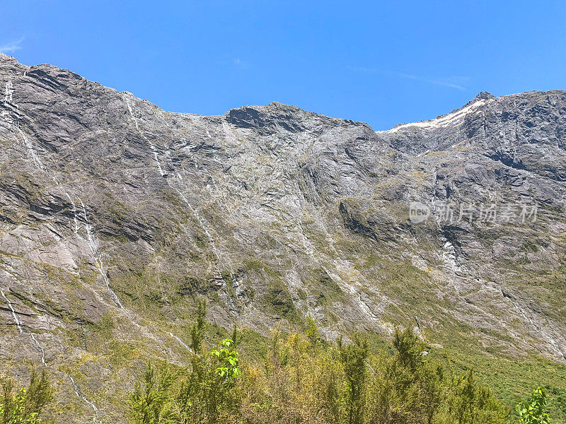 新西兰94号国道，Te Anau-Milford Hwy，峡湾国家公园的Gertrude山谷瞭望台，新西兰